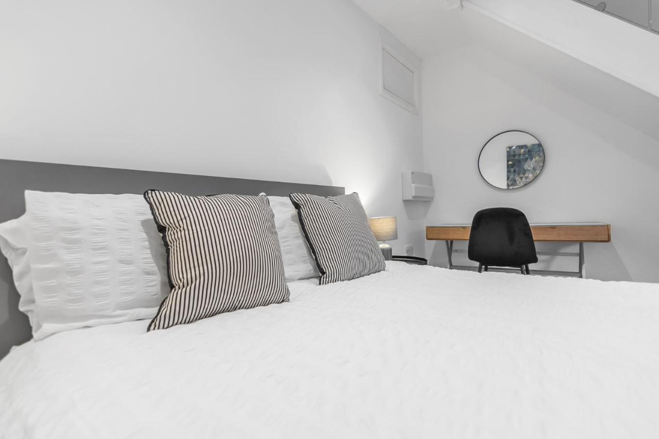 Surrey Street Duplex Appartement NWI Buitenkant foto
